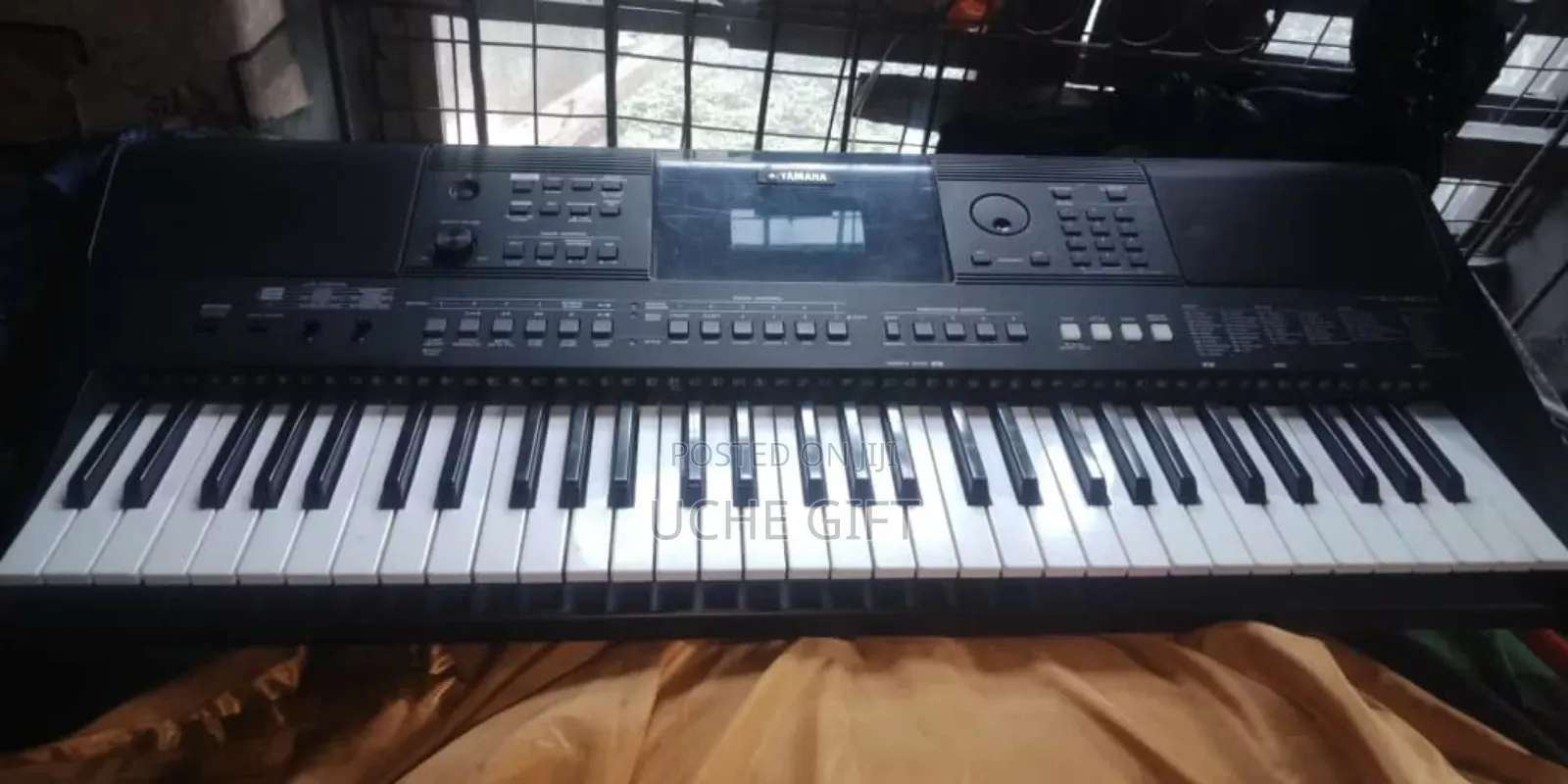 Yamaha PSR 463
