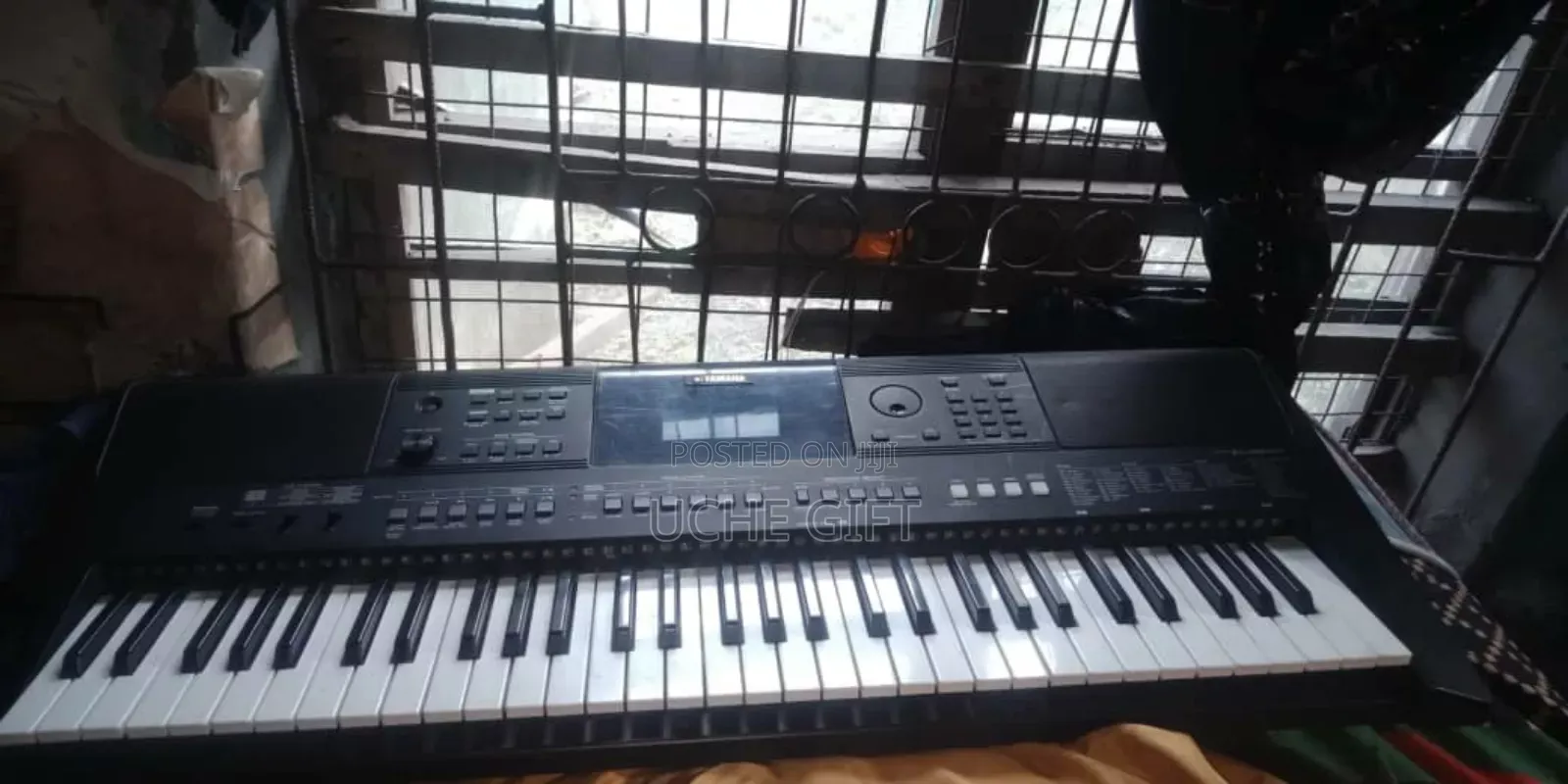 Yamaha PSR 463