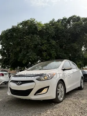 Hyundai Elantra GT 2013 White