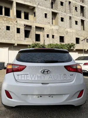Hyundai Elantra GT 2013 White