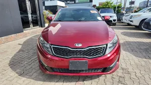 Kia Optima SXL Turbo Sedan (2.0 L 4cyl 6A) 2013 Red