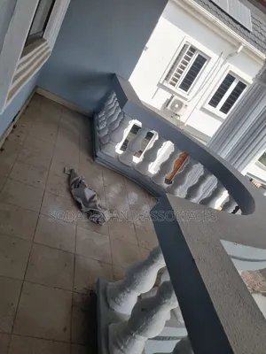 6bdrm Duplex in Greenland, Mende for rent