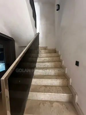 4bdrm Townhouse / Terrace in Diplomatic City Zone, Katampe Extension
