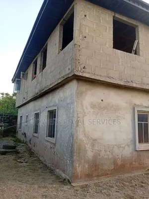 5bdrm Duplex in Awoyay, Awoyaya for sale