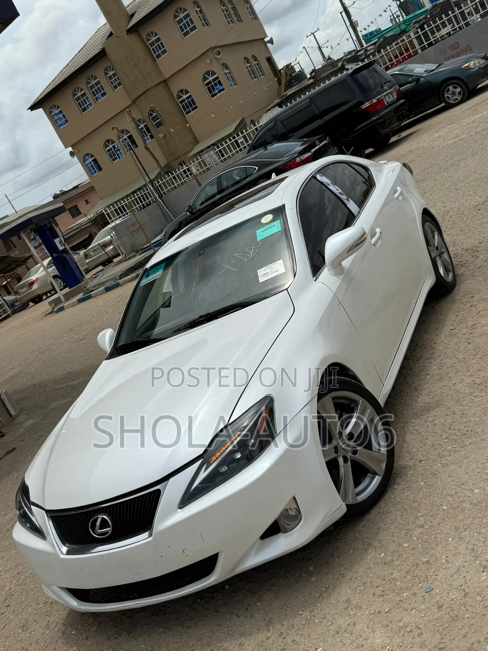 Lexus IS 250 Automatic 2012 White