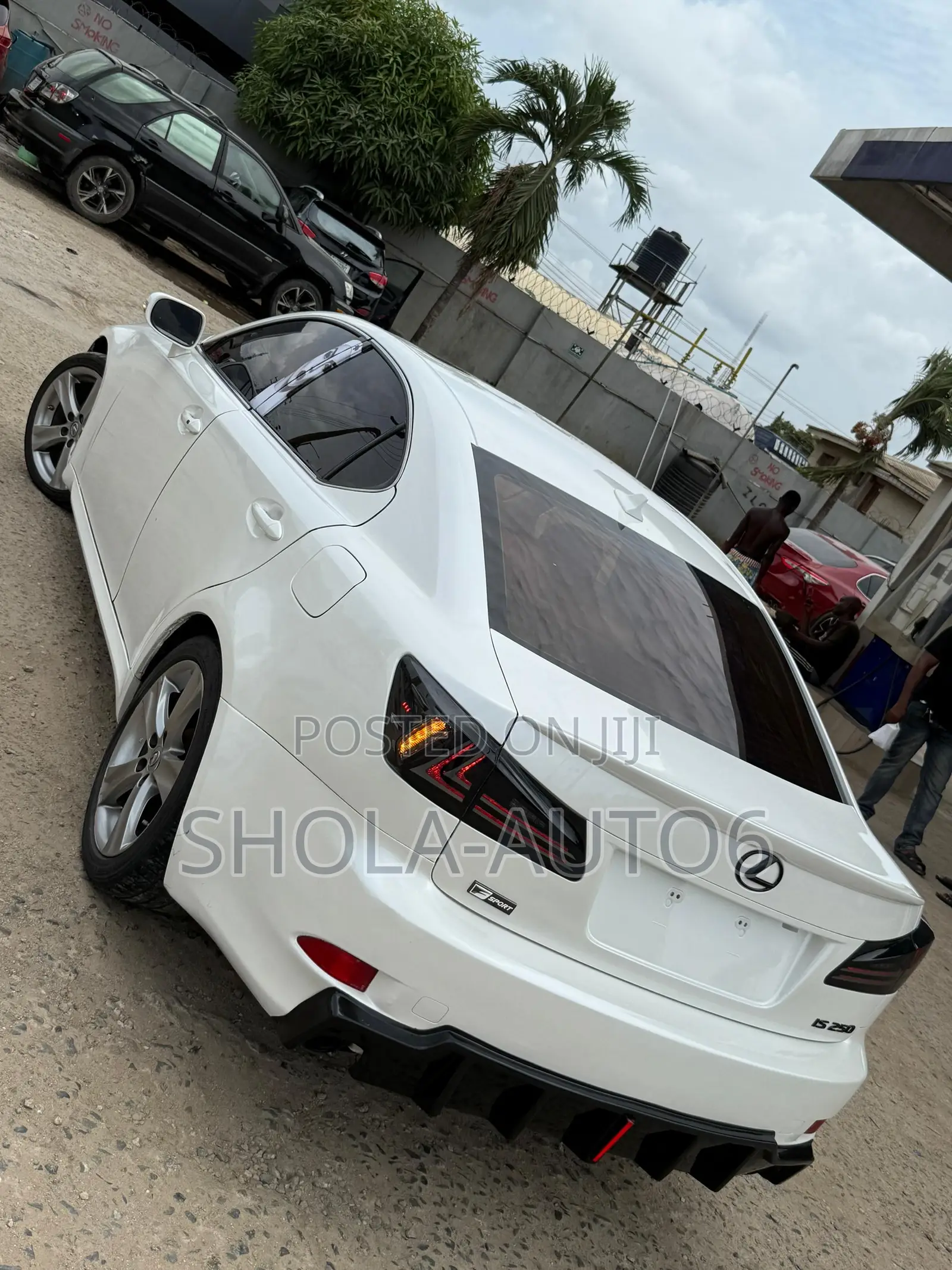 Lexus IS 250 Automatic 2012 White