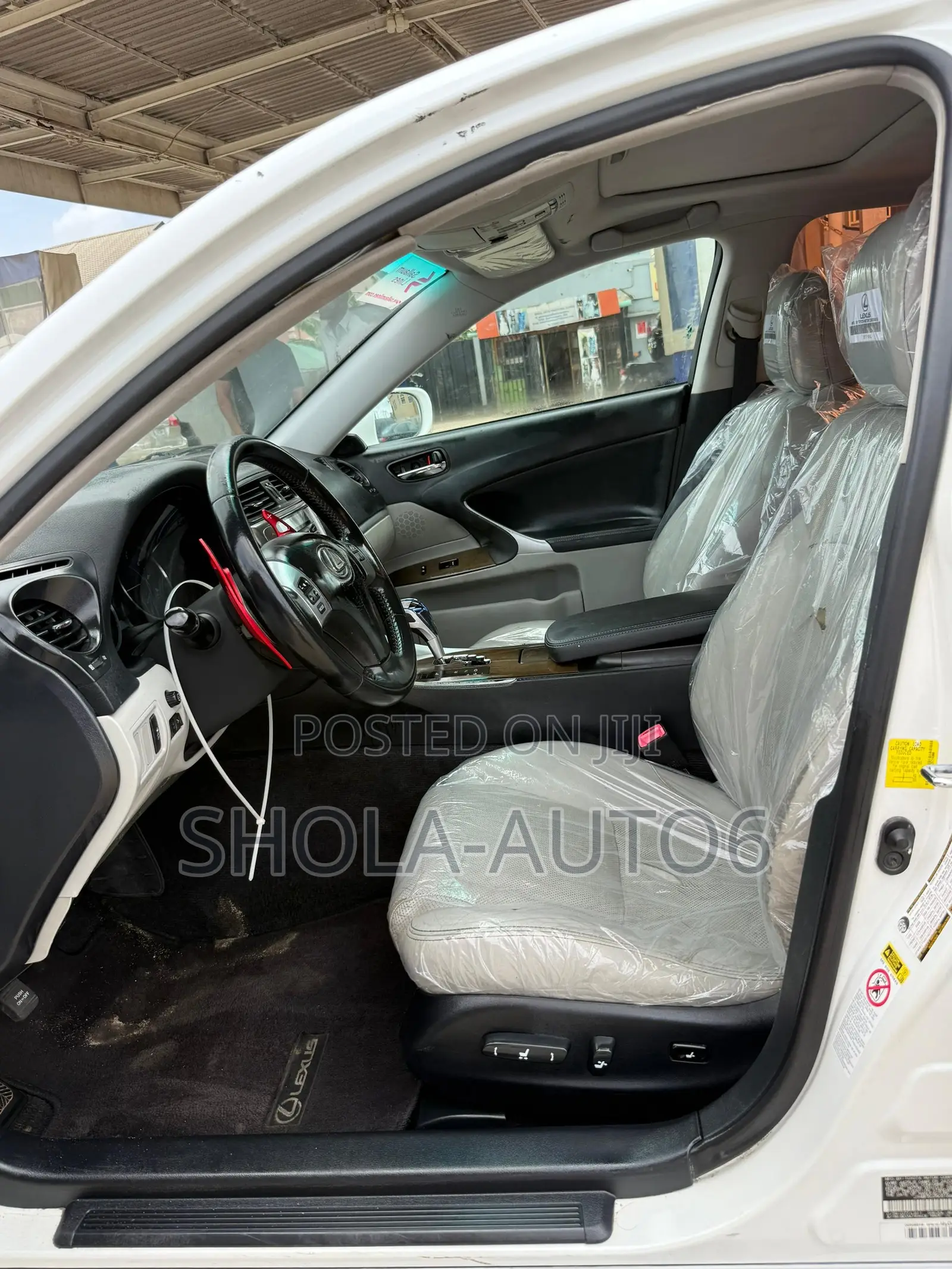 Lexus IS 250 Automatic 2012 White