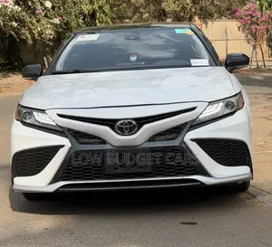 Toyota Camry XSE V6 2023 White