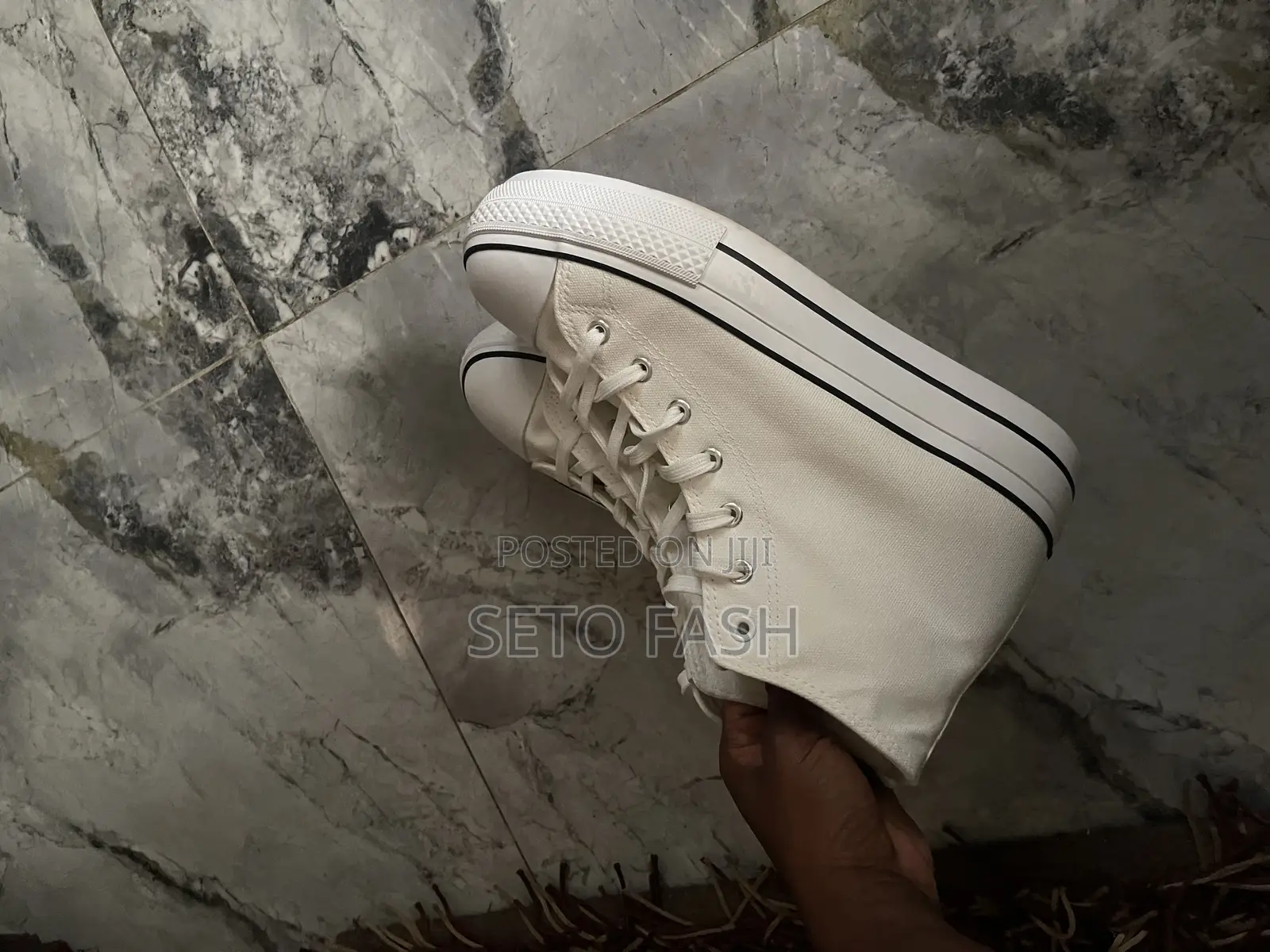 Sneakers Shoe