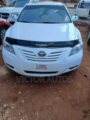 Toyota Camry LE 4dr Sedan (2.4L 4cyl 5A) 2009 White