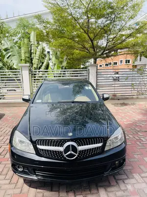 Mercedes-Benz C300 Luxury Sedan AWD (3.0L 6cyl 7A) 2008 Black