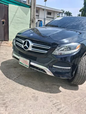 Mercedes-Benz GLE-Class 2017 Blue