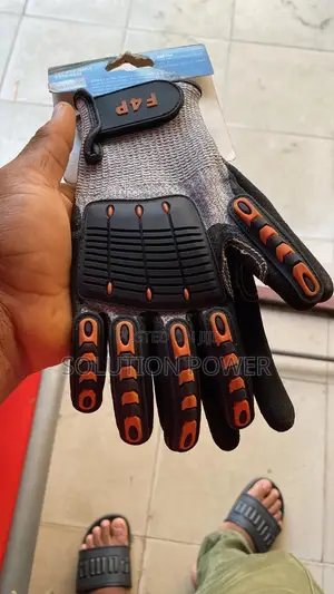 F4p Compact Hand Glove