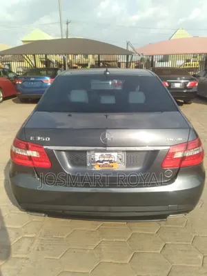 Mercedes-Benz E350 Base 4dr 4Matic Sedan AWD (3.5L 6cyl 7A) 2012 Black