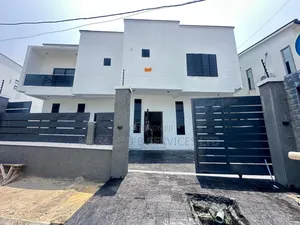 4bdrm Duplex in Orchid Estate, Lekki Phase 2 for rent