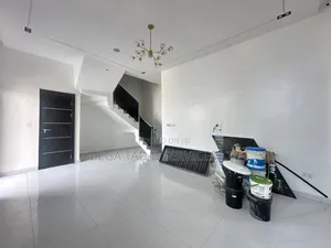 4bdrm Duplex in Orchid Estate, Lekki Phase 2 for rent