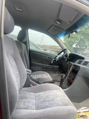 Toyota Camry LE V6 4dr Sedan (3.0L 6cyl 4A) 2000 Red