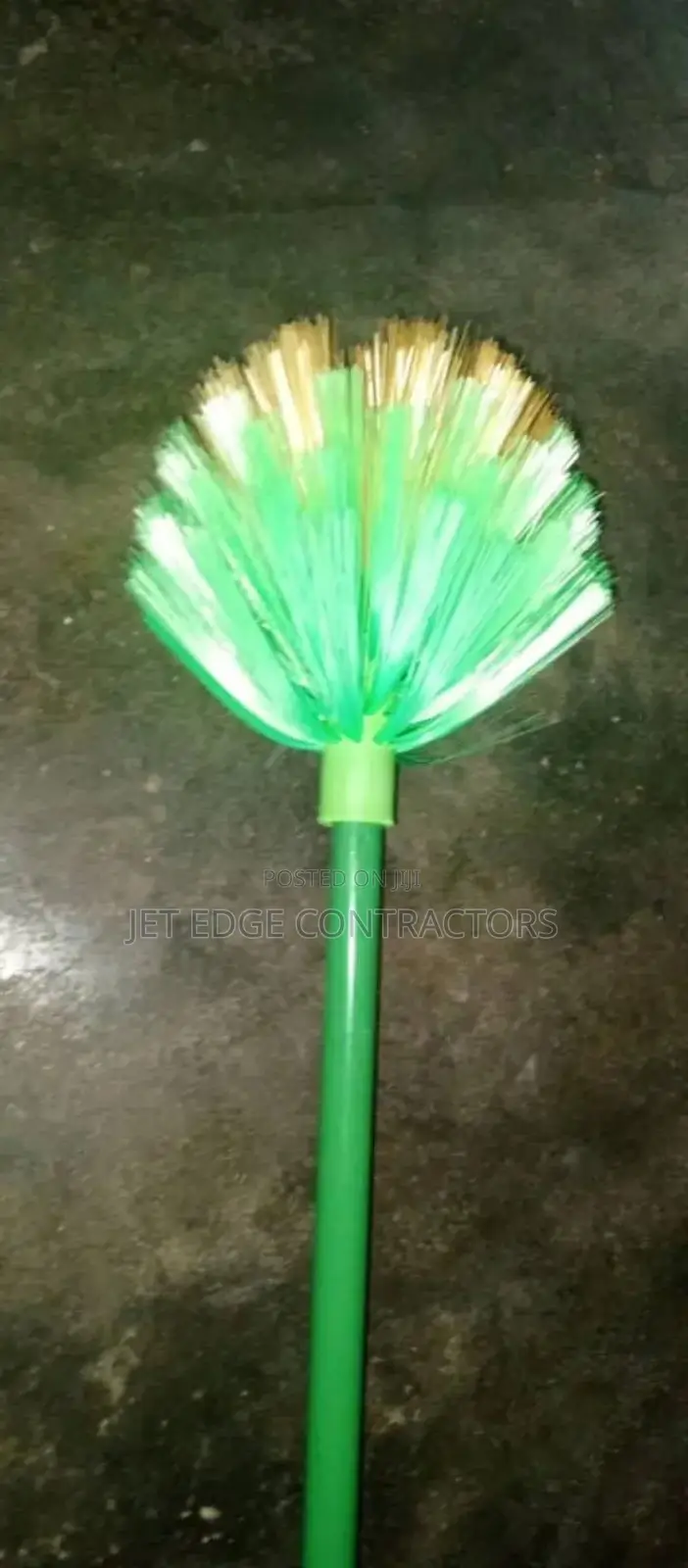 Adjustable Cobweb Brush