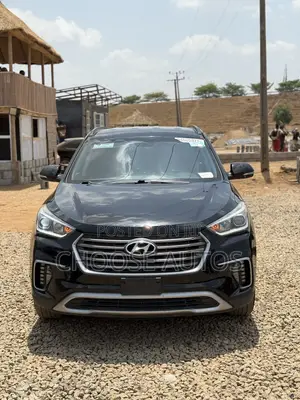 Hyundai Santa Fe SE AWD 2018 Black