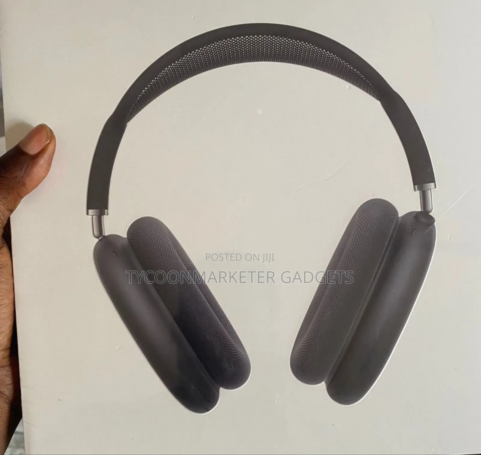 Max 2 Active Noise Cancellation
