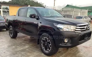 Toyota Hilux Revo Double Cab Deisel 2.4 AWD 2018 Black
