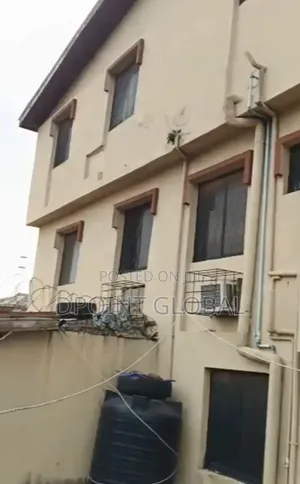 10bdrm Duplex in Shagari Estate, Ipaja / Ipaja for sale