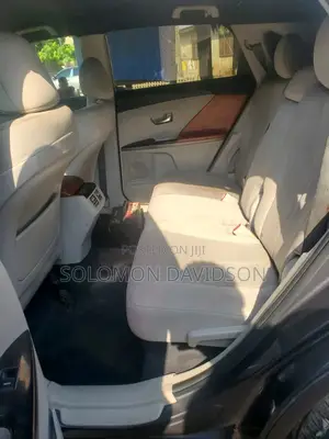 Toyota Venza 2010 Gray