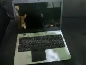 Laptop Dell 4GB Intel Core i3 HDD 320GB
