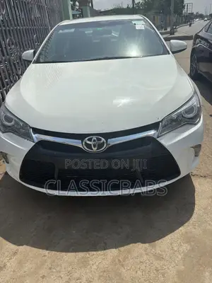Toyota Camry 2015 White