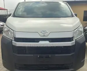 Toyota HiAce 2020 White