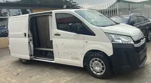 Toyota HiAce 2020 White