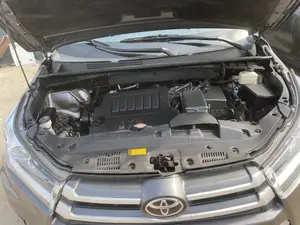 Toyota Highlander LE Plus 4dr SUV (3.5L 6cyl 6A) 2015 Gray