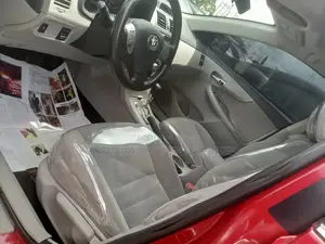 Toyota Corolla LE Special Edition 4dr Sedan (1.8L 4cyl 4A) 2013 Red