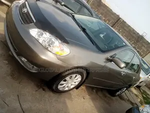 Toyota Corolla LE 2006