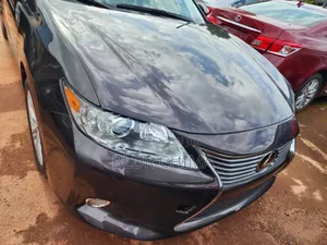 Lexus ES 2013 Gray