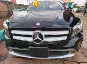 Mercedes-Benz GLA 250 2015 Black