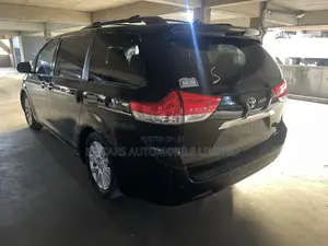 Toyota Sienna Limited 7 Passenger 2011 Black