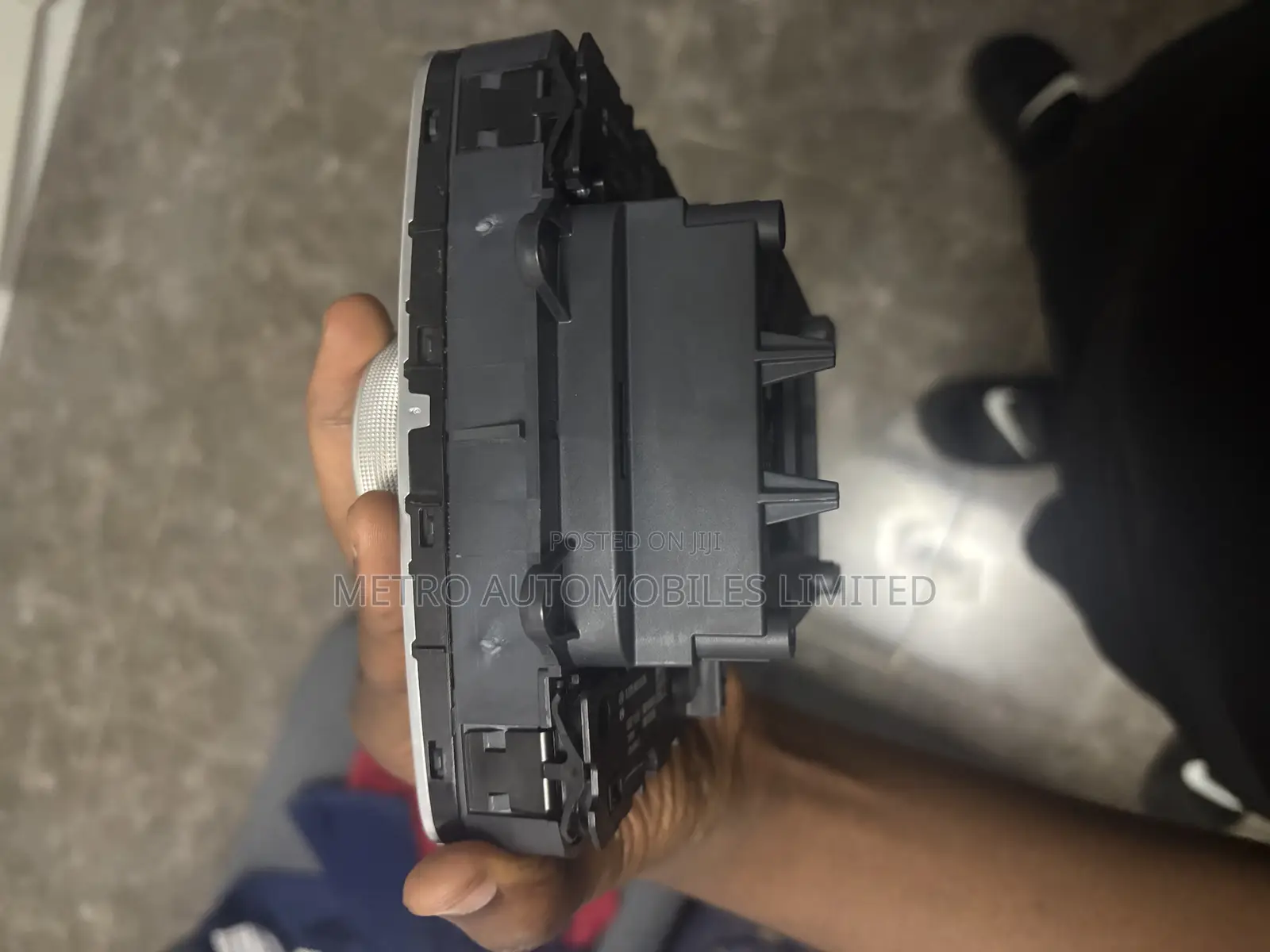 Mercedes Benz Centre Console Multimedia Controller Panel