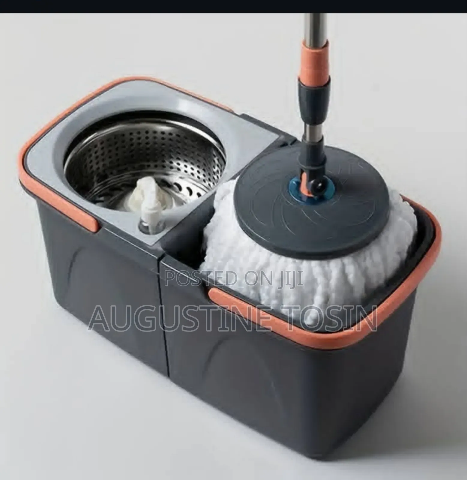 Twisting Mop