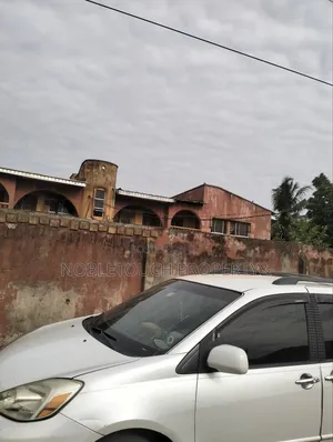 3bdrm Block of Flats in Ikotun Idimu Lagos, Iseri Olofin for sale