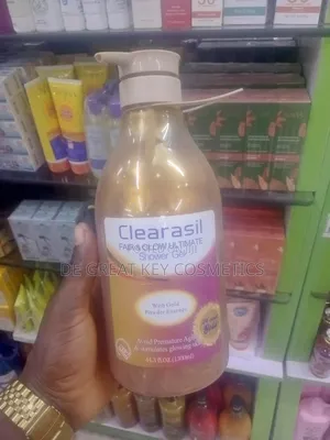 Clearasil Fair And Glow Ultimate Shower Gel