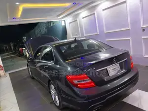 Mercedes-Benz C250 2013 Black