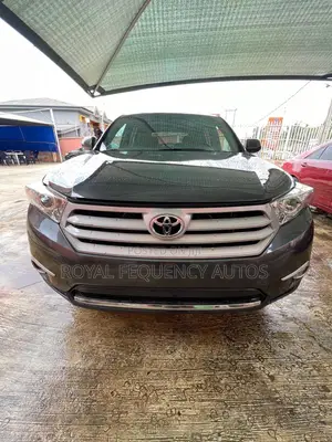 Toyota Highlander 2010 Gray