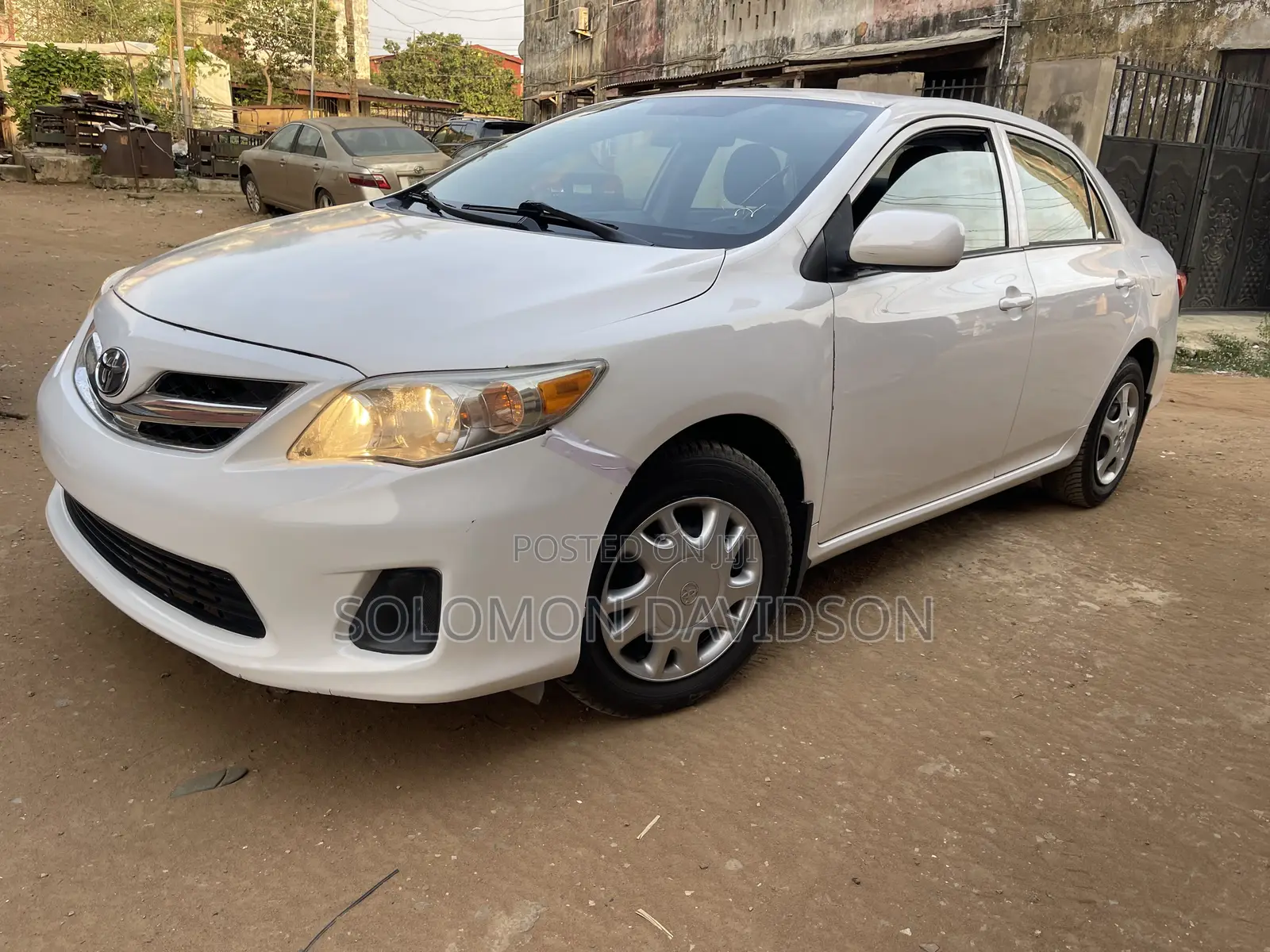Toyota Corolla 2012 White