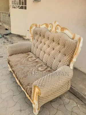 Royal Chairs
