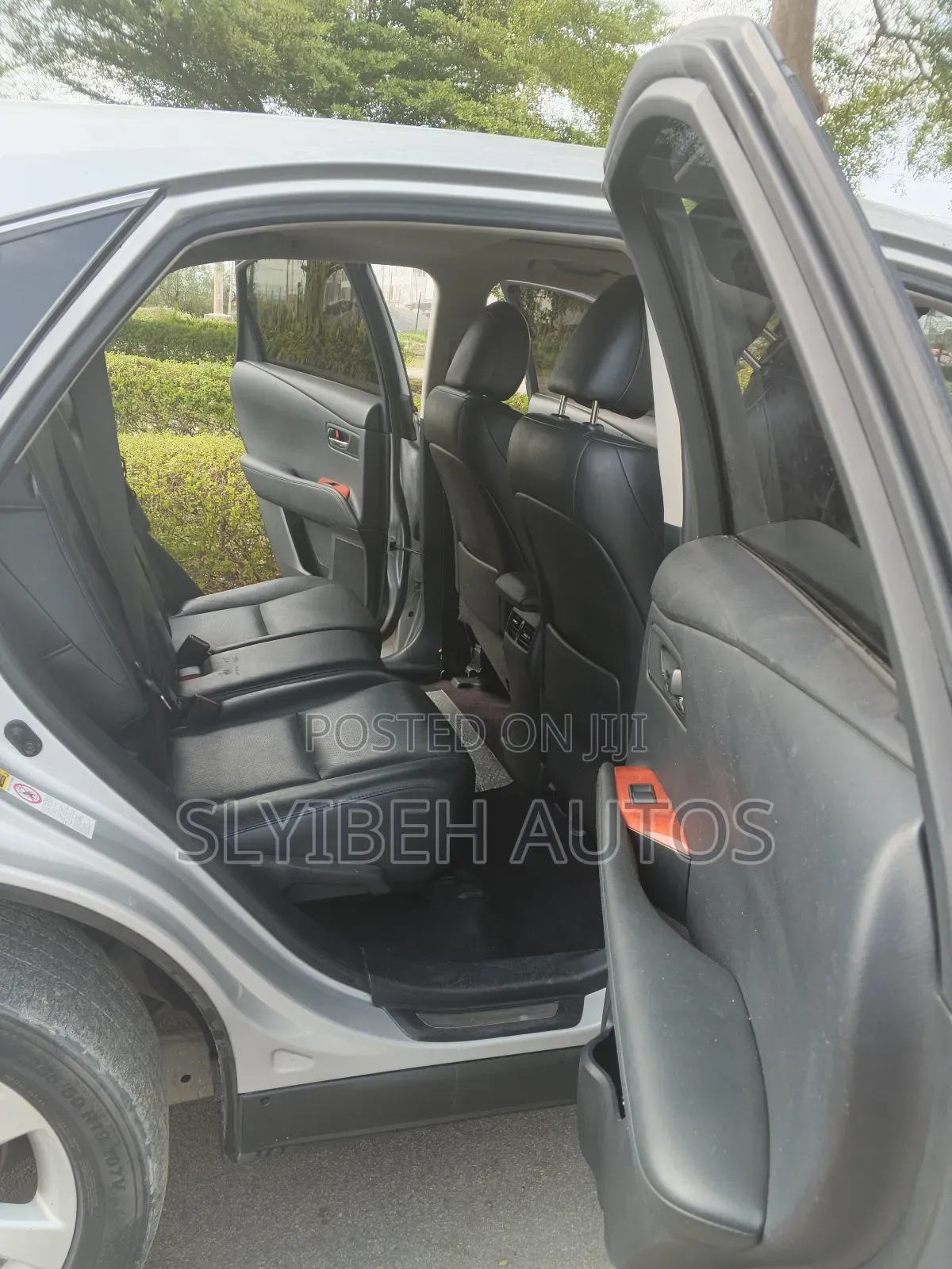 Lexus RX 2011 Silver