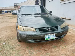 Toyota Camry LE 4dr Sedan (2.2L 4cyl 4A) 2001 Green