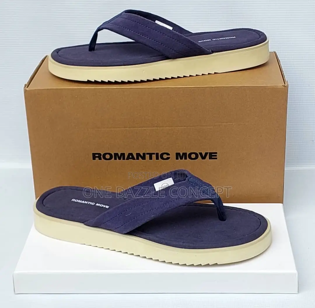 Romantic Move Slippers