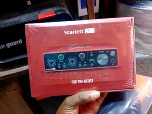 Focusrite Scarlette 2i2 Soundcard