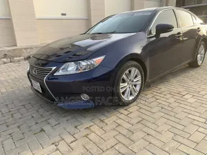 Lexus ES 2015 Blue